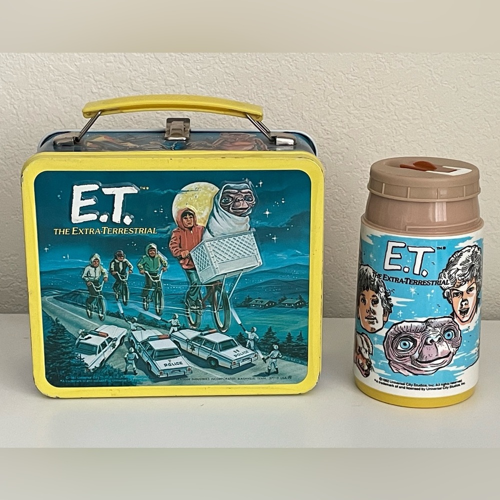 Vintage E.T. Extra Terrestrial Movie Tin Metal Lunchbox w/ Thermos